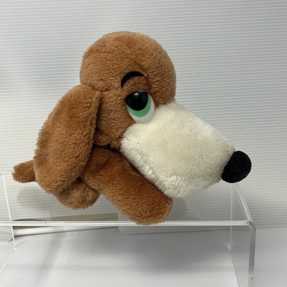 Dakin “Pitiful Pete” Dog Plush Basset Hound Beagle Stuffed Animal 1976 Droopy - Picture 1 of 9